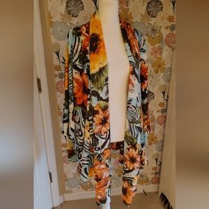 Avenue Vibrant Floral Women's Poncho